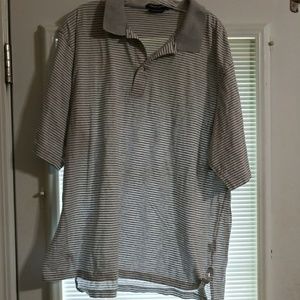 Short sleeve polo shirt